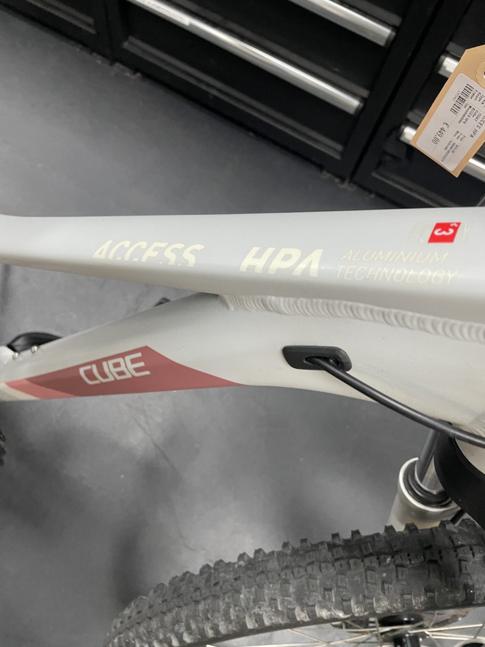 Cube Access Hpa Mountainbike 27,5 zeer nette staat !!