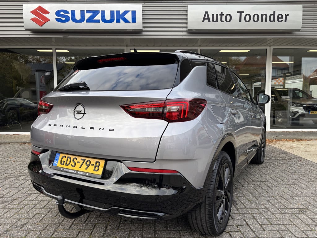 Opel Grandland 1.2 turbo gs/ trekhaak afneembaar