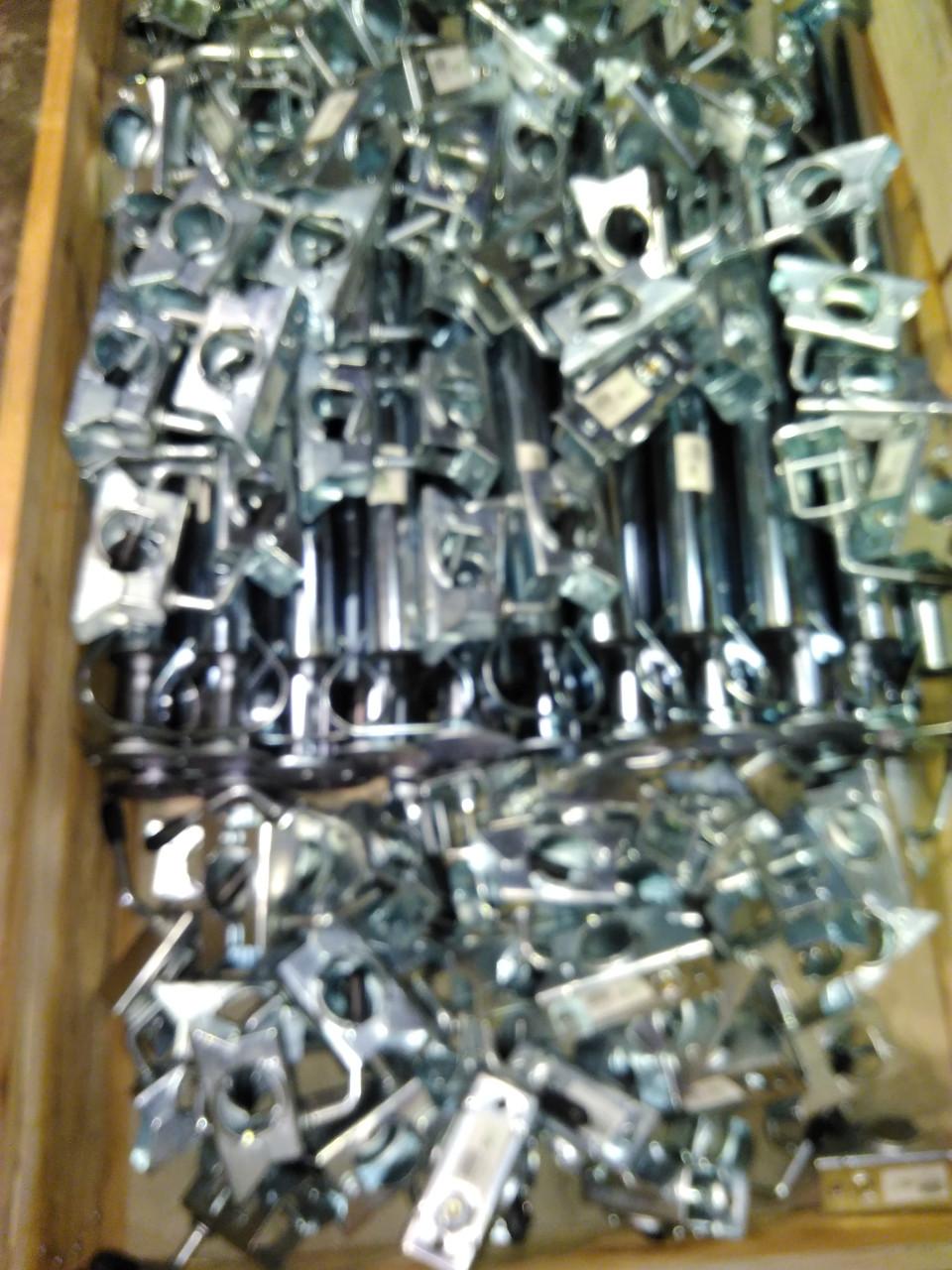 Heeft u onderdelen voor uw aanhangwagen nodig ?