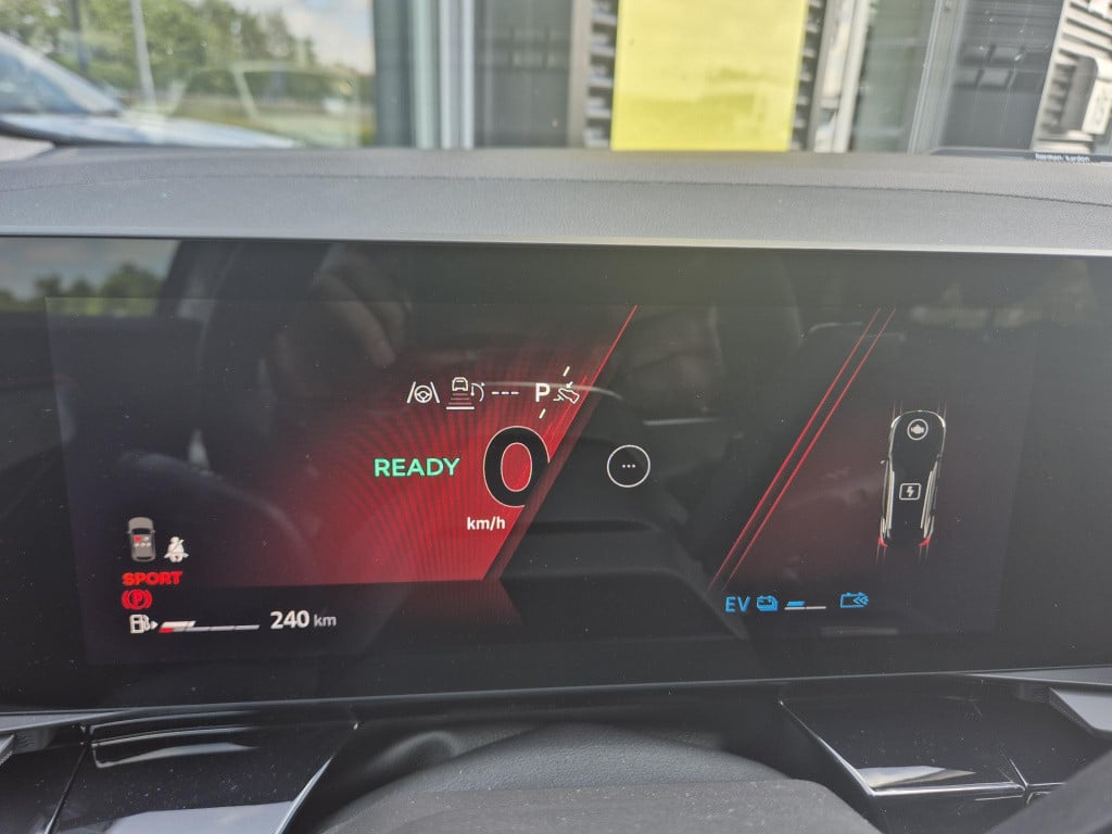Renault Austral 1.2 e-tech full hybrid 200 iconic esprit alpine pack harman