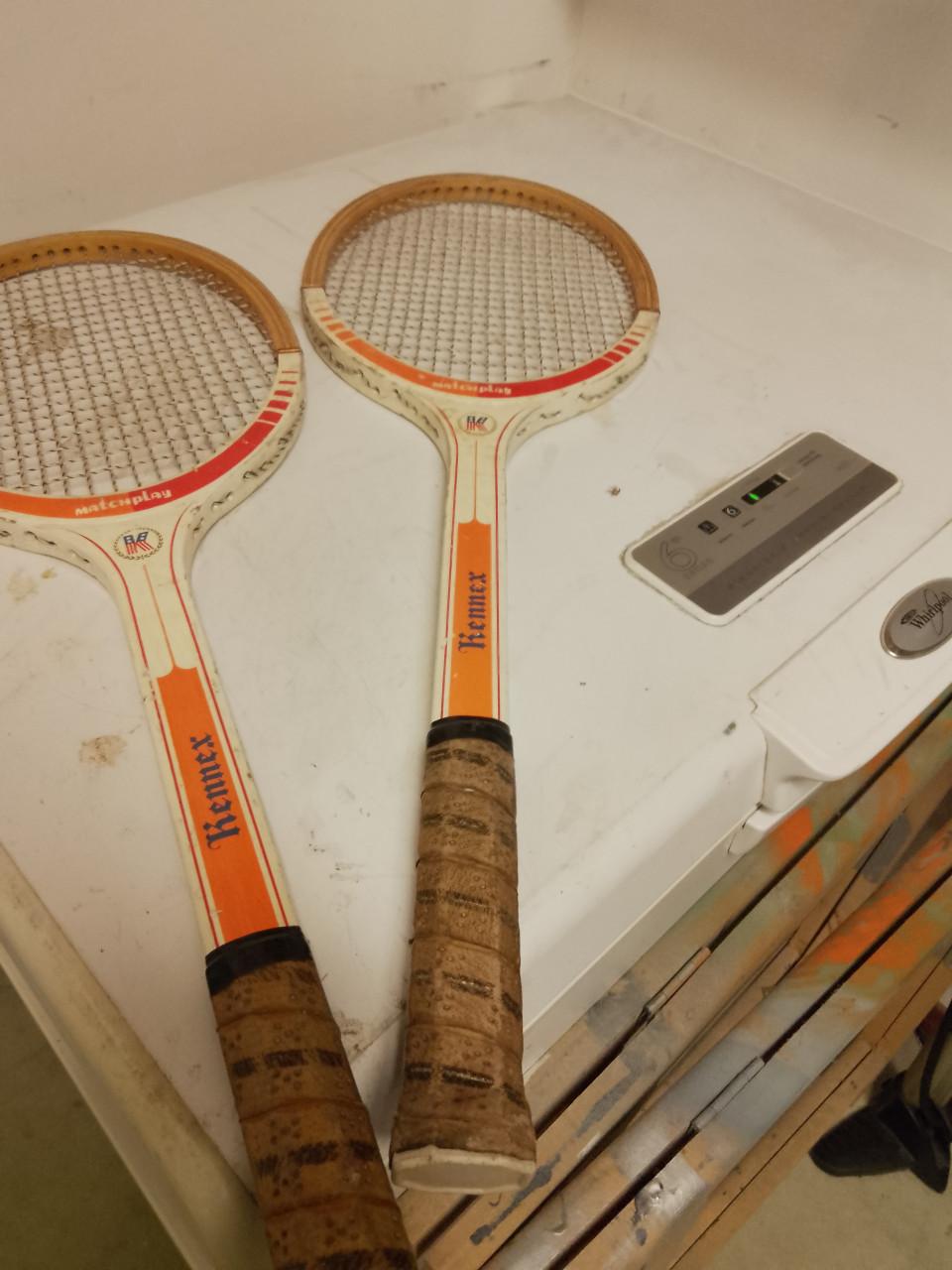 Tennis racket