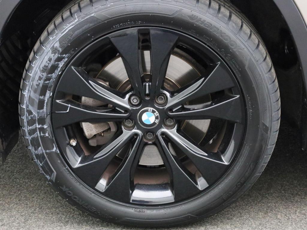 BMW X1 sdrive20i business edition plus | automaat | stoel verwarming | lede