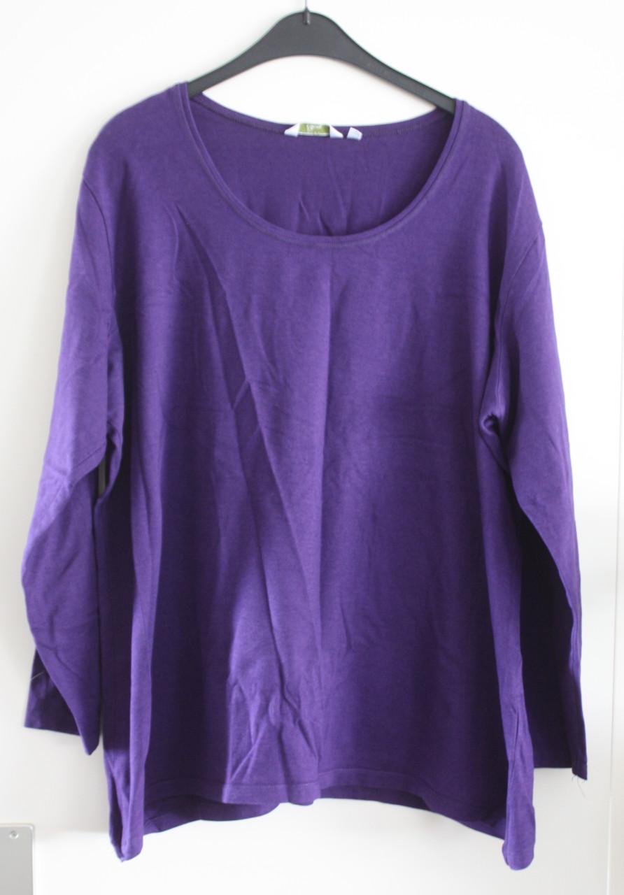 Paarse shirt  maat 54