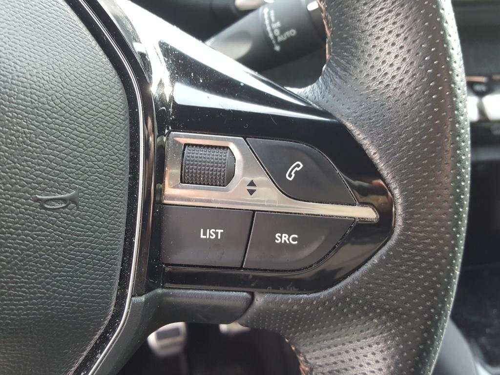 Peugeot 3008 1.2 puretech 130pk s&s gt-line trekhaak afneembaar | apple car