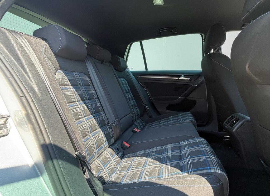 Volkswagen Golf 1.4 tsi gte connected series