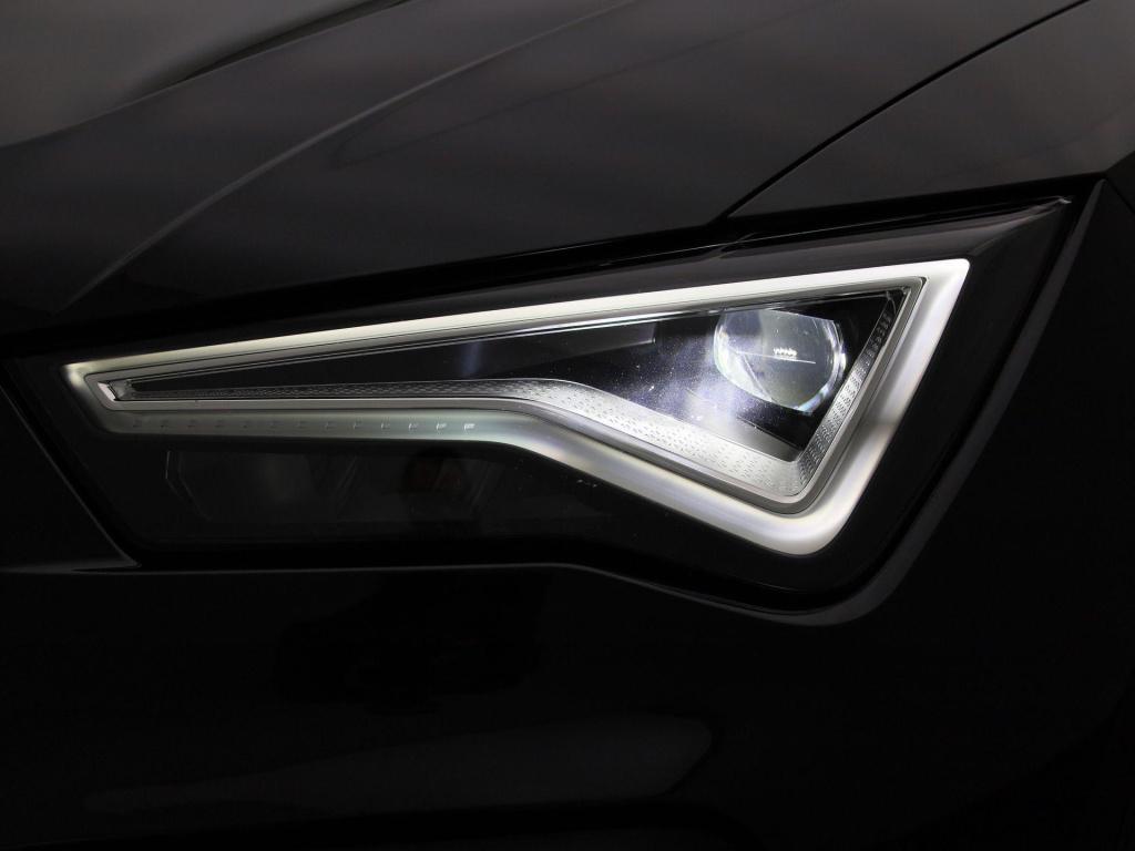 Seat Ateca 1.5 tsi style business intense | panoramadak | navigatie | apple