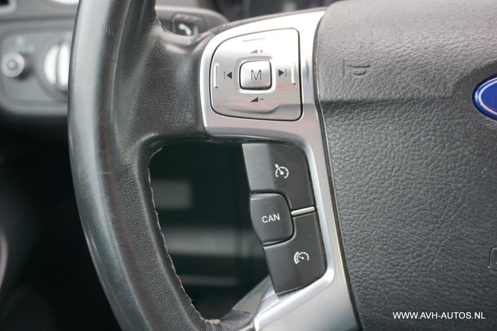 Ford S-Max 1.6 ecoboost titanium 7 persoons!!