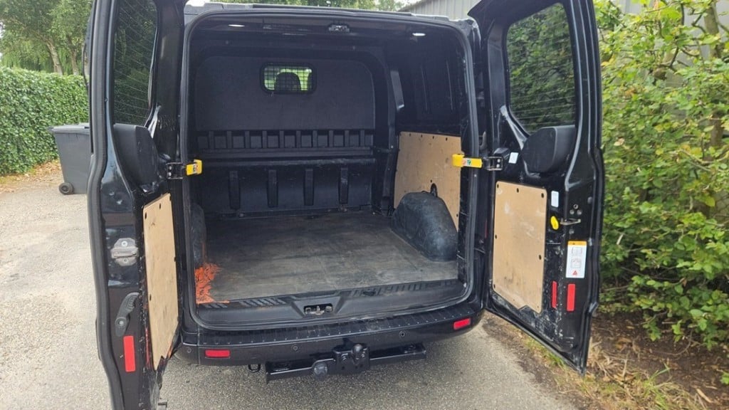 Ford Transit Custom 2.0 tdci 170 pk dubbele schuifdeur, leer, camera, trekh