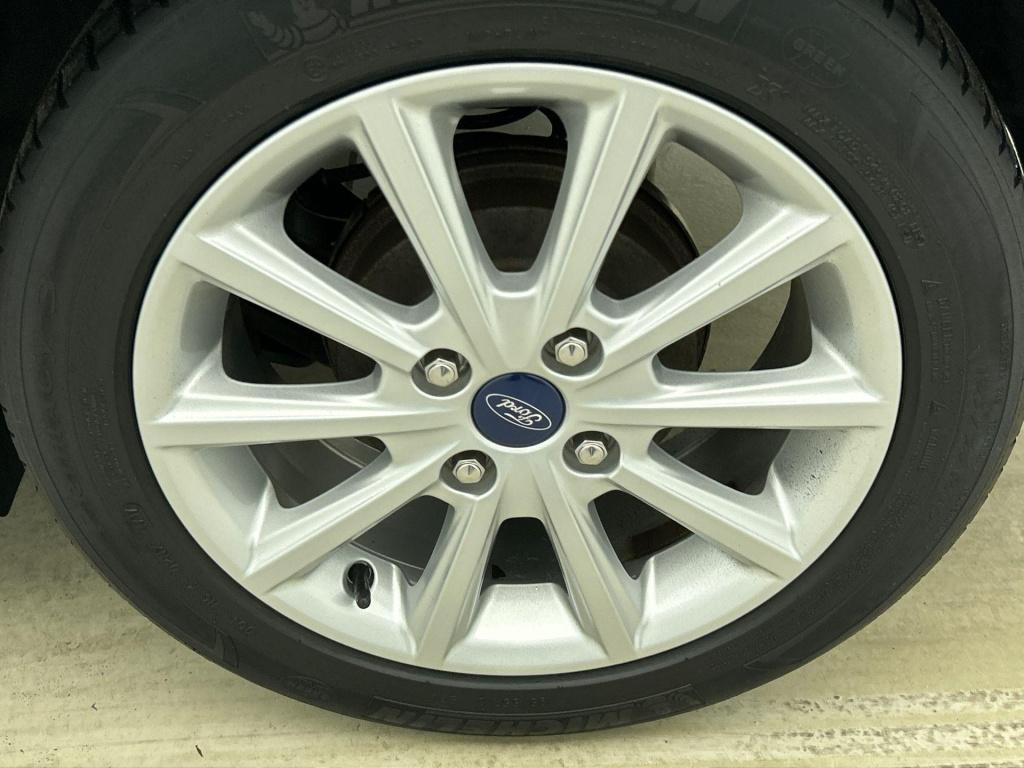 Ford Fiesta 1.1 trend | parkeer sensoren | lmv | bluetooth | dab | airco | 