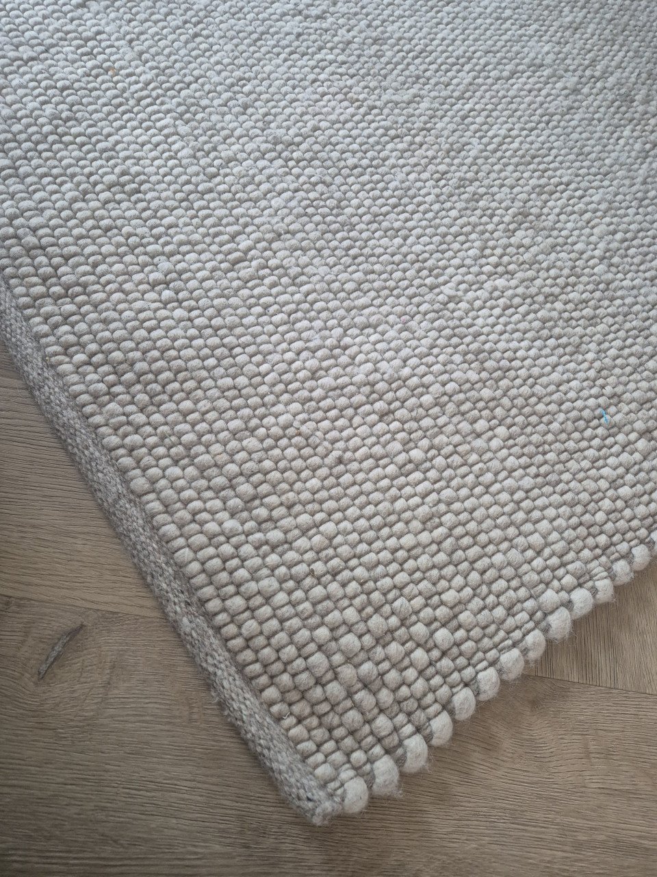 Wollen beige vloerkleed