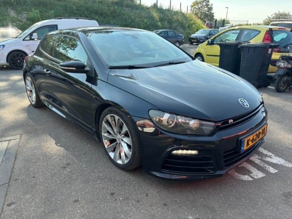 Volkswagen Scirocco 2.0 tsi r