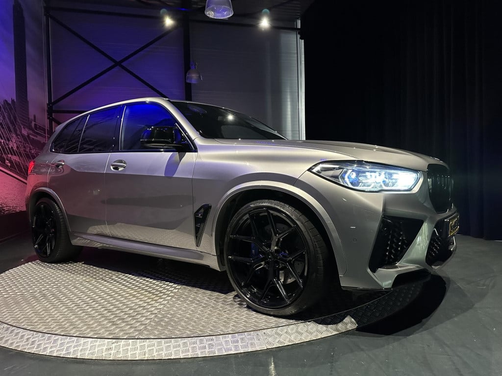 BMW X5 m competition *vossenwheels*carbon*pano*nl auto*