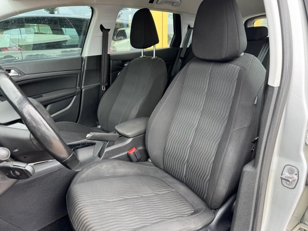 Peugeot 308 sw 1.2 puret.blue lease