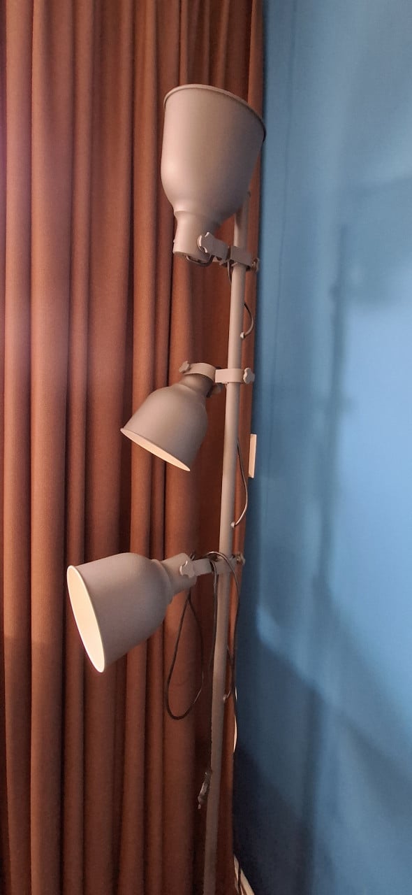 Lamp Hektar