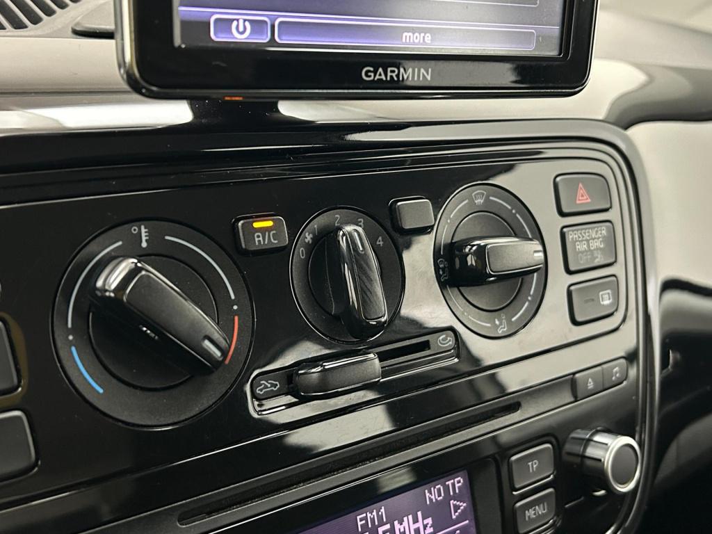 Volkswagen UP! occasion 1.0 move up! bluemotion | wit | tweedehands volkswa