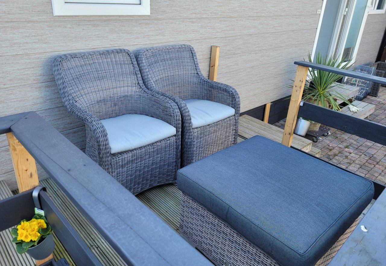 Leuk tuinsetje, ideaal voor terras of balkon