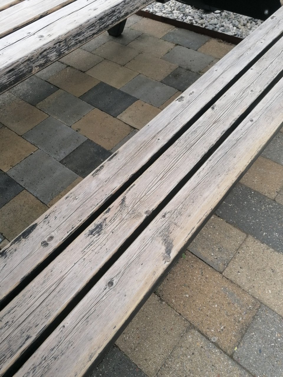 Zware picknicktafel