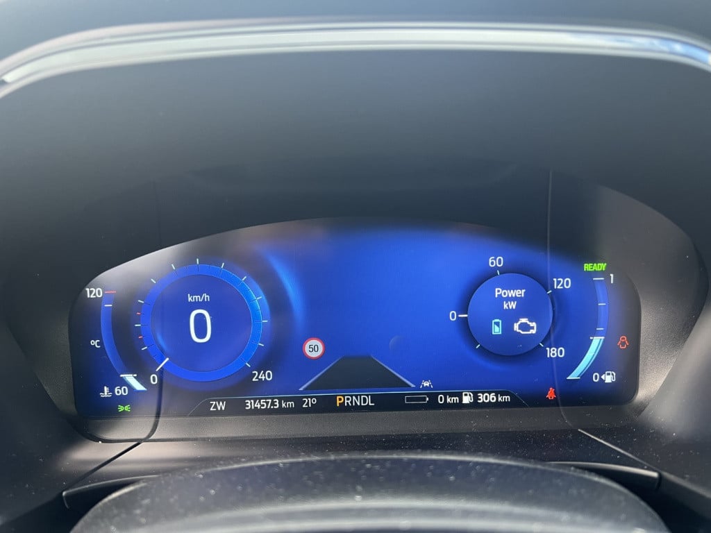 Ford Kuga 2.5 phev e-cvt 225pk st-line x , winterpack , trekhaak , head up 