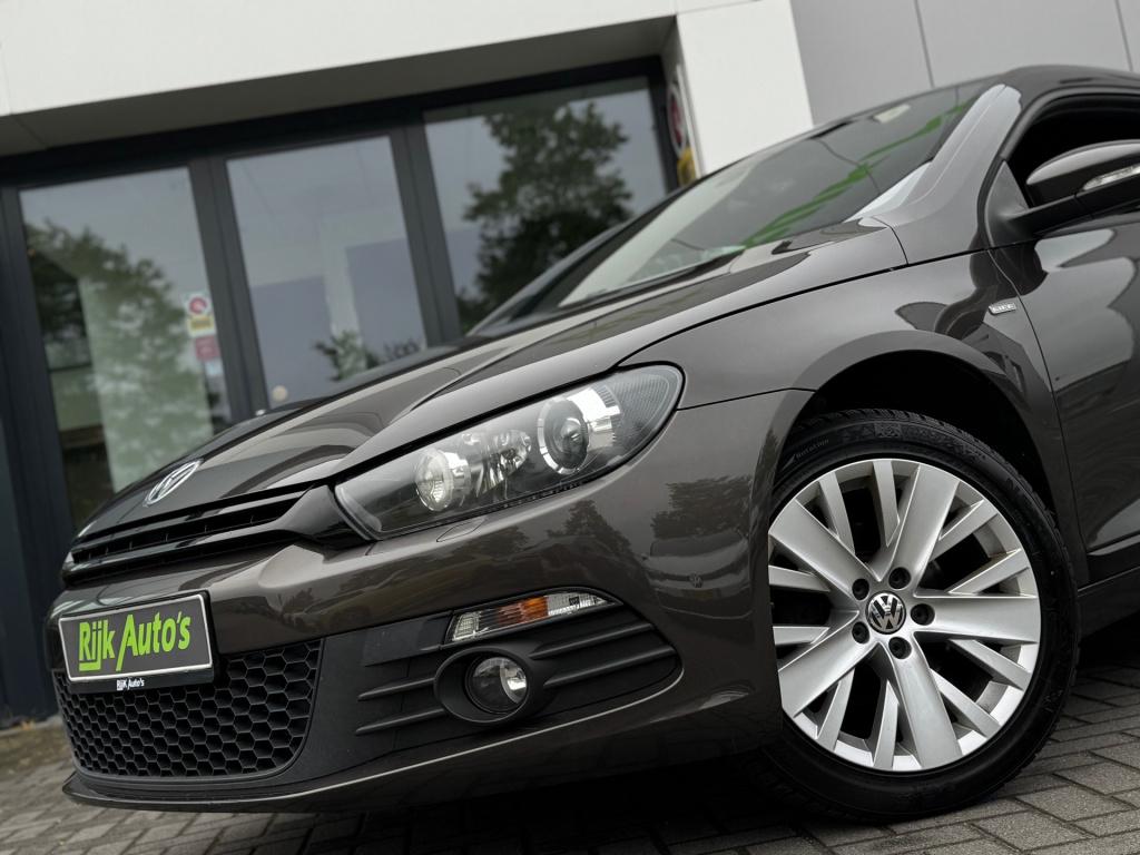 Volkswagen Scirocco 1.4 tsi life * xenon * stoelverwarming * pdc * clima