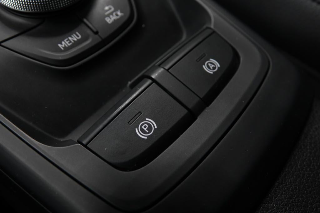 Audi Q2 1.4 tfsi | acc | pdc | stoelverw. |