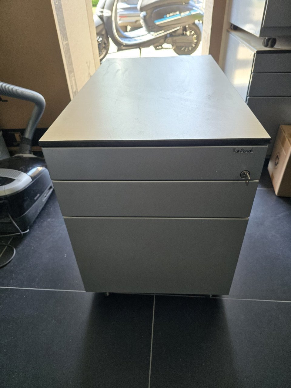 Ahrend ladeblokken ( 5 stuks ) in zeer nette staat. Koopje!