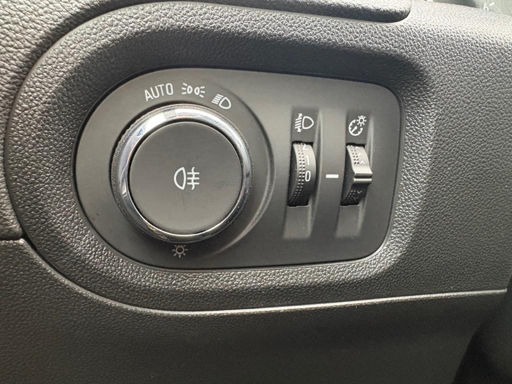 Opel Grandland X 1.2 turbo business executive