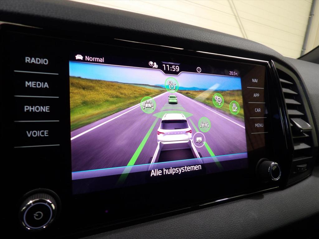 Skoda Karoq 1.5 tsi act greentech 150pk dsg-7 sportline business