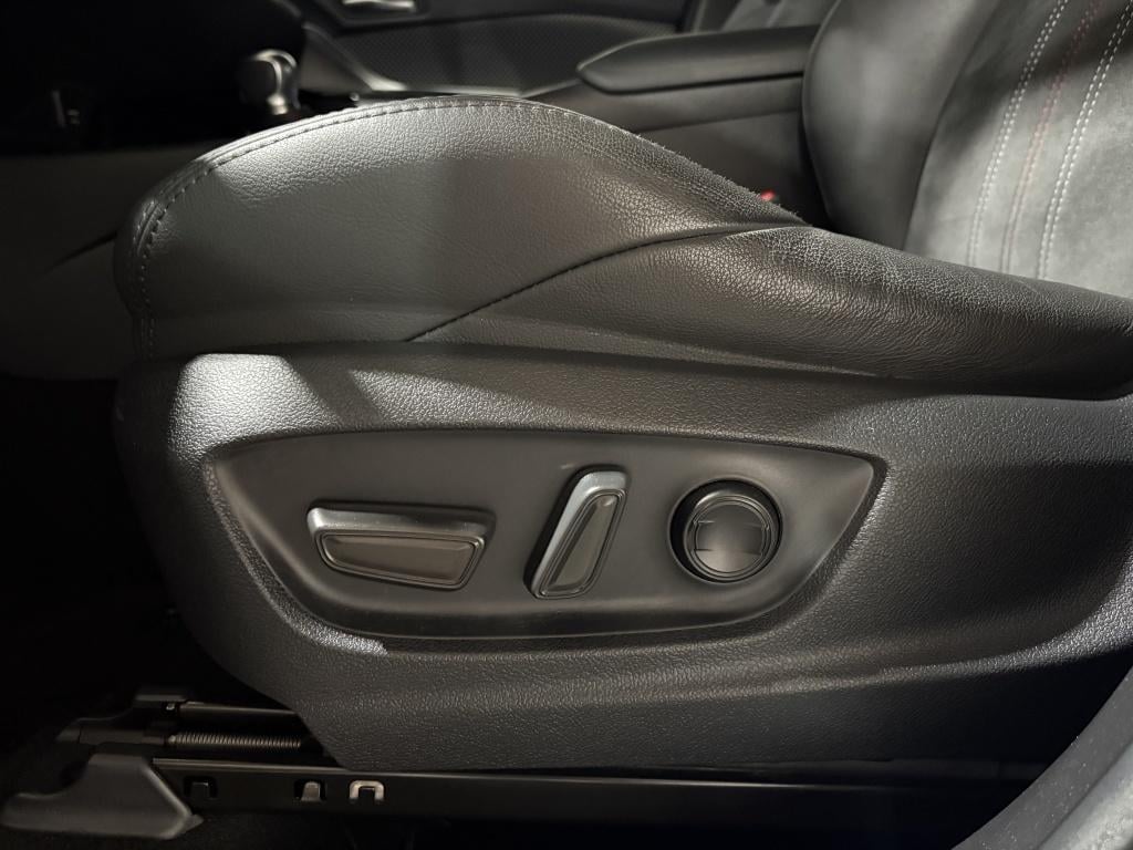 Toyota C-hr 2.0 hybrid gr-sport