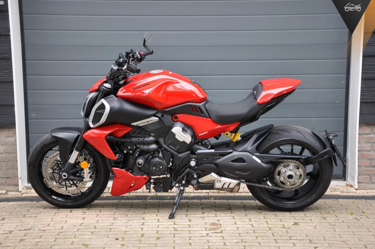 Ducati Diavel V4 Zeer nette motor