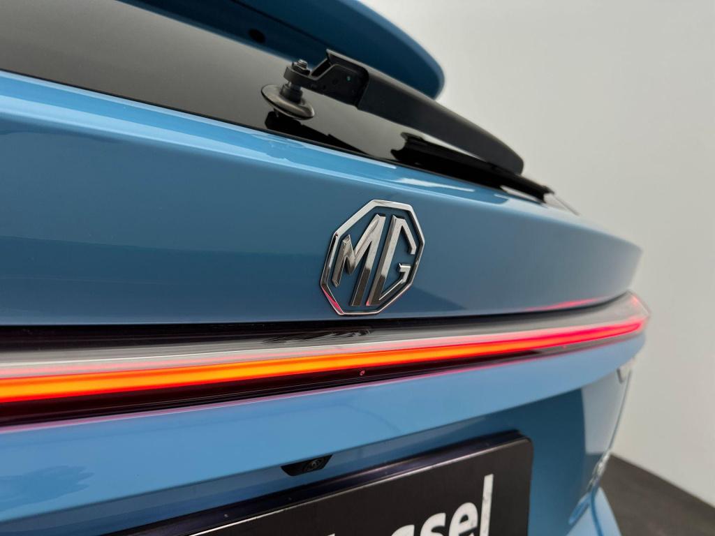 MG Hs phev 1.5 272pk aut. luxury | 100km electrisch | navi | carplay | 360 