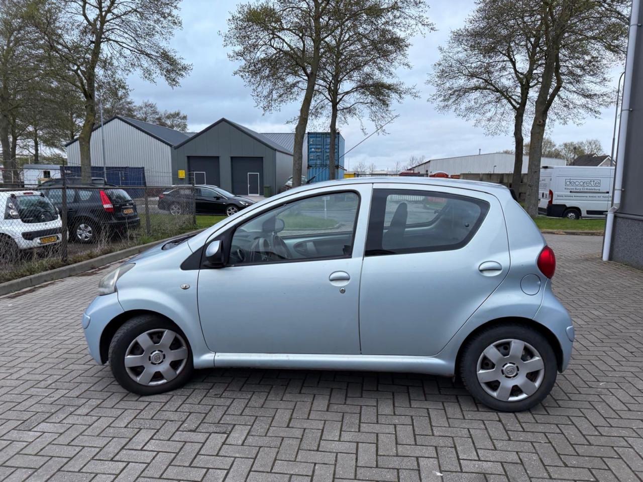 Toyota Aygo 1.0-12V Airco 5 deurs