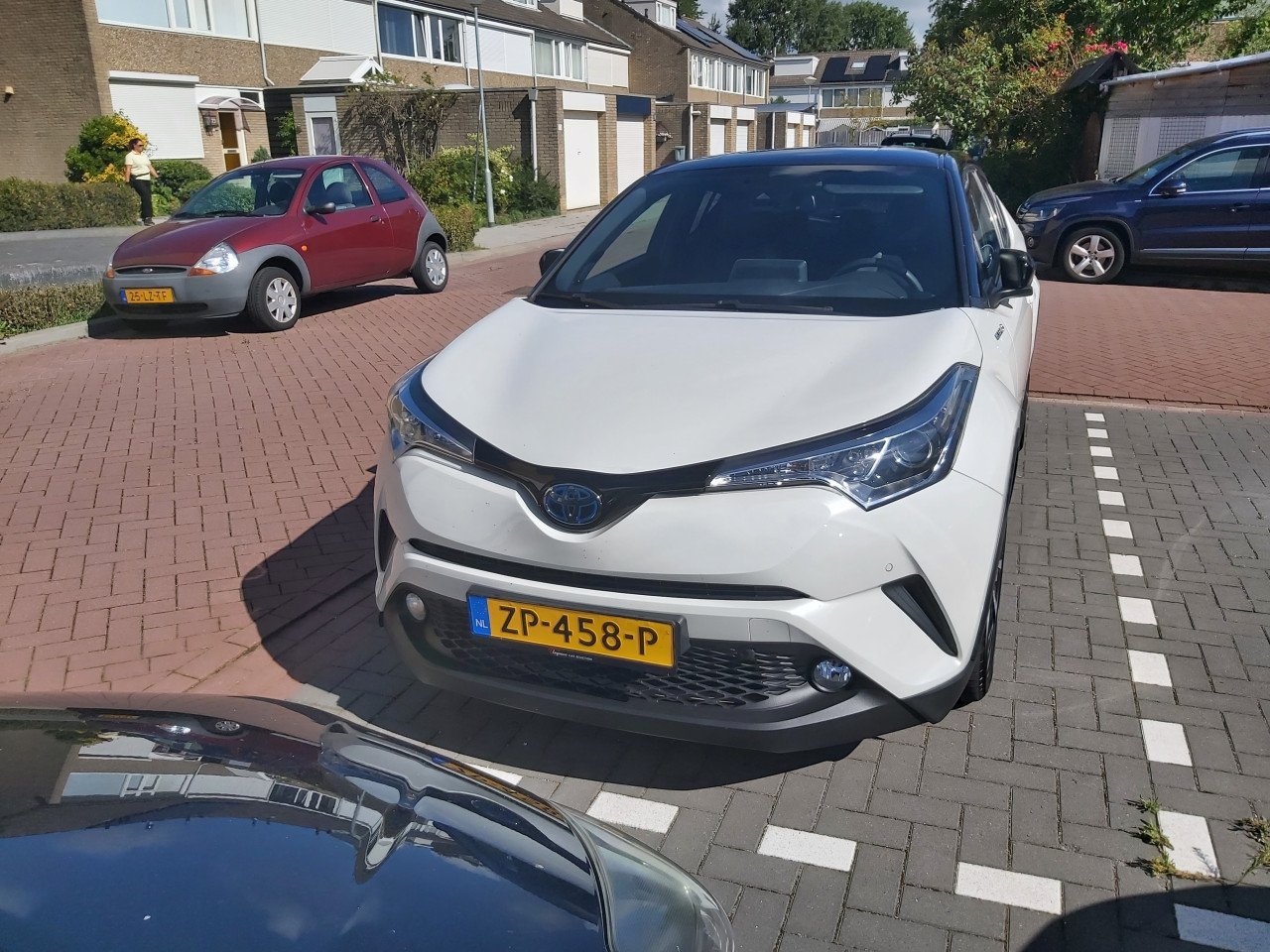 Auto toyota chr Hibride automaat van 2019