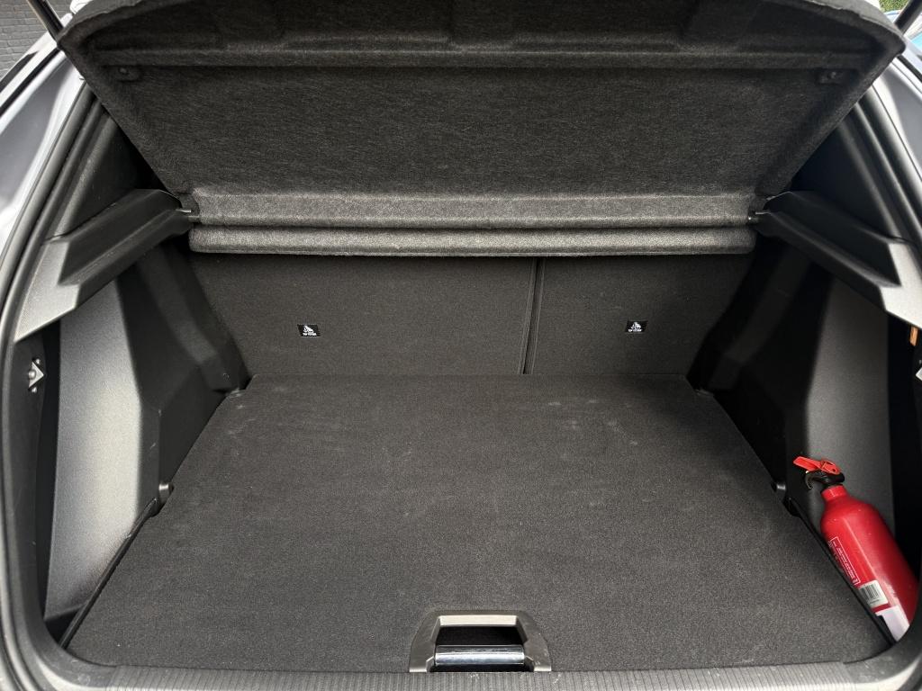 Peugeot 2008 1.2 puretech allure - 360 graden camera - adaptieve cruise con