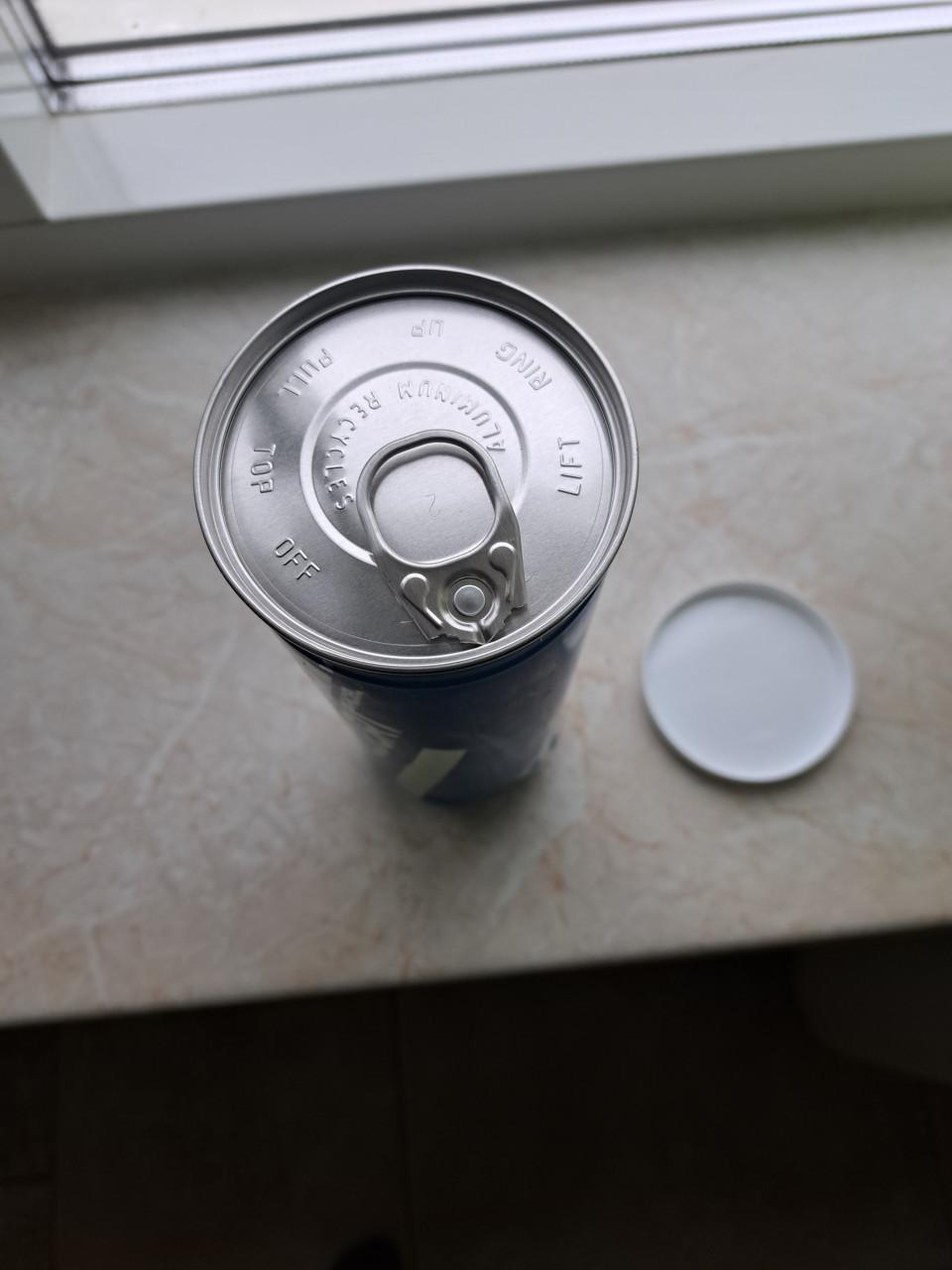 Nieuwe  bus met padel ballen