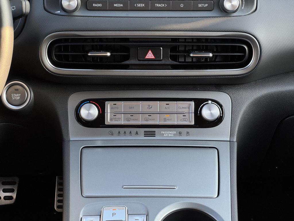 Hyundai Kona ev pure 64 kwh soh 98% incl. trekhaak!