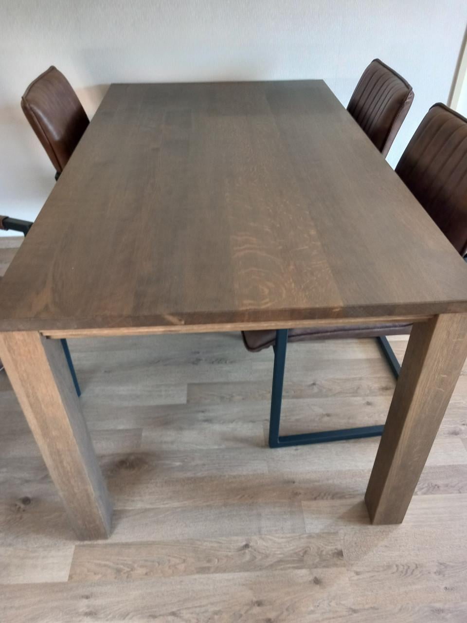 Eethoek met vier stoelen