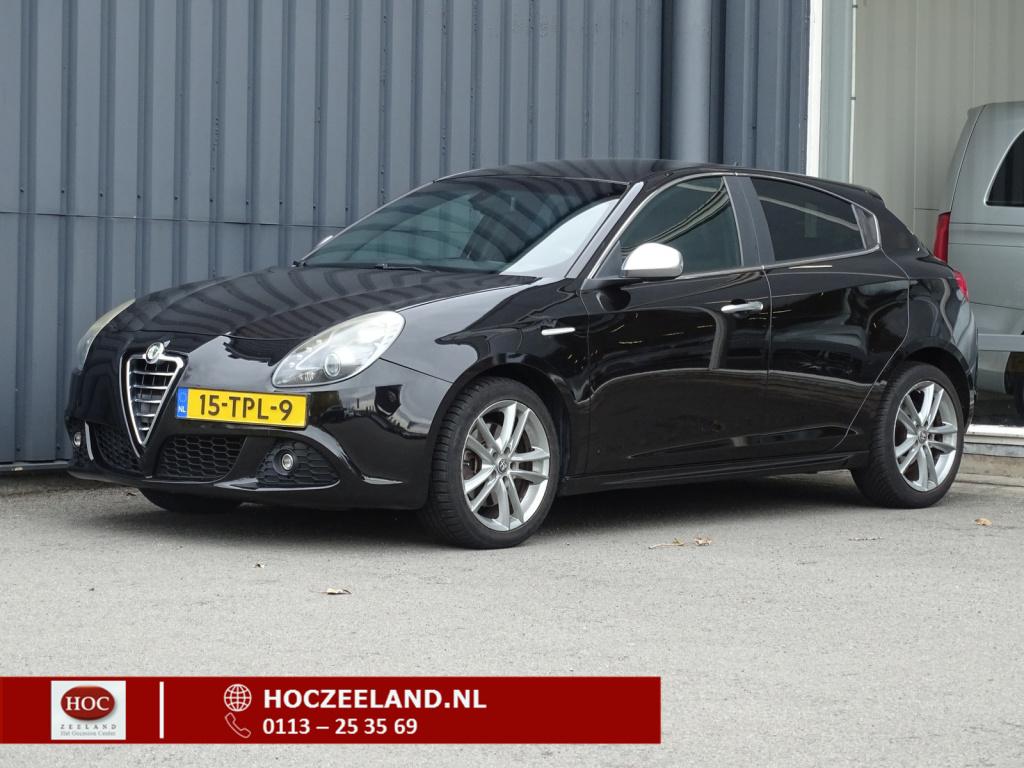 Alfa Romeo Giulietta 1.4 t distinctive 170pk automaat | bluetooth