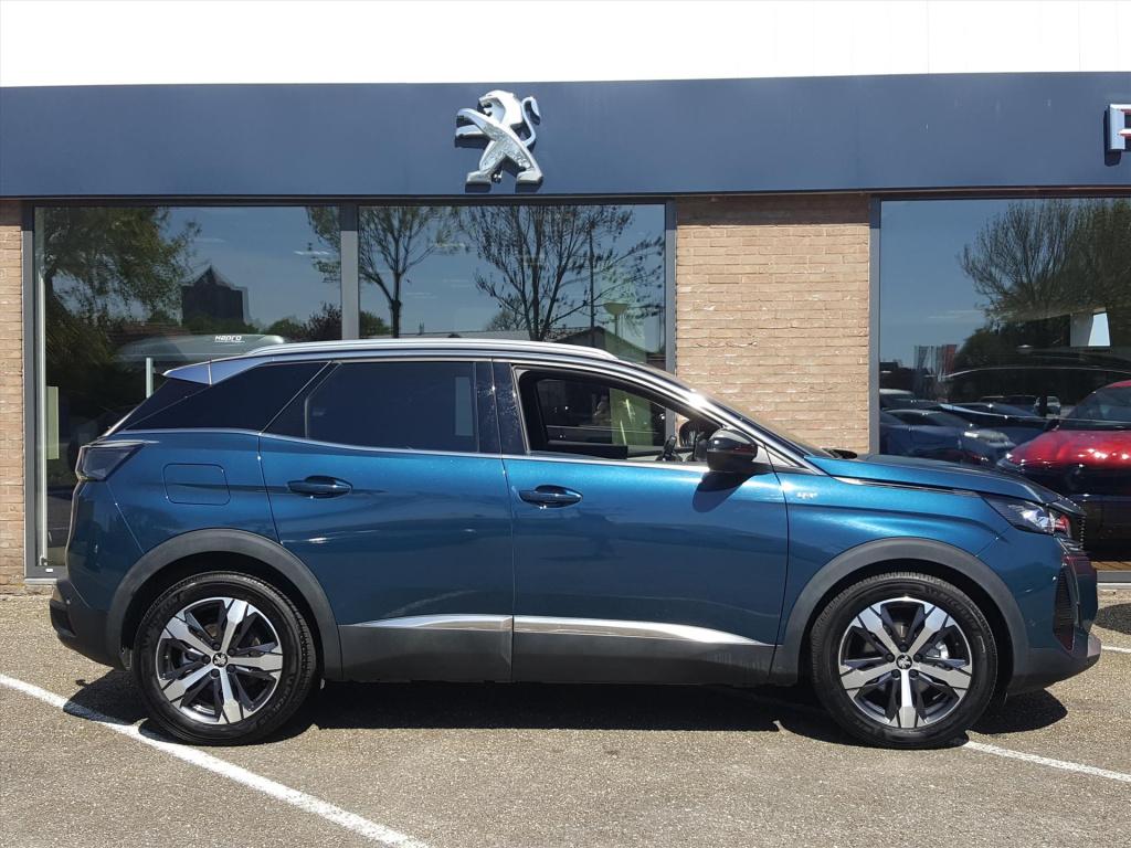 Peugeot 3008 gt 1.2-130pk automaat/eat8 navigatie| trekhaak | apple carplay
