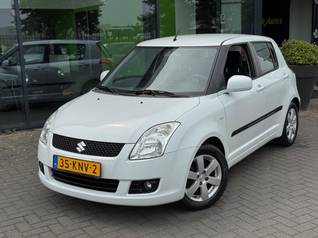 Suzuki Swift 1.3 exclusive* airco * 5drs * carplay