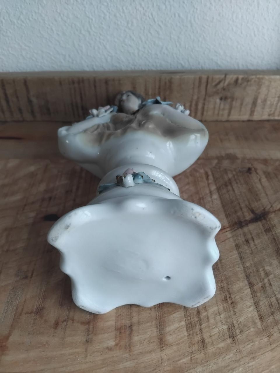 Vintage Porselein Beeldje