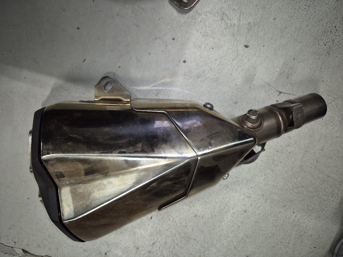 10.000 nieuwe en gebruikte motor onderdelen