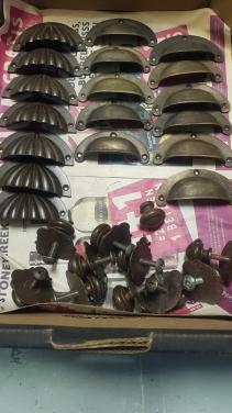 Messing deurgreepjes en knopjes