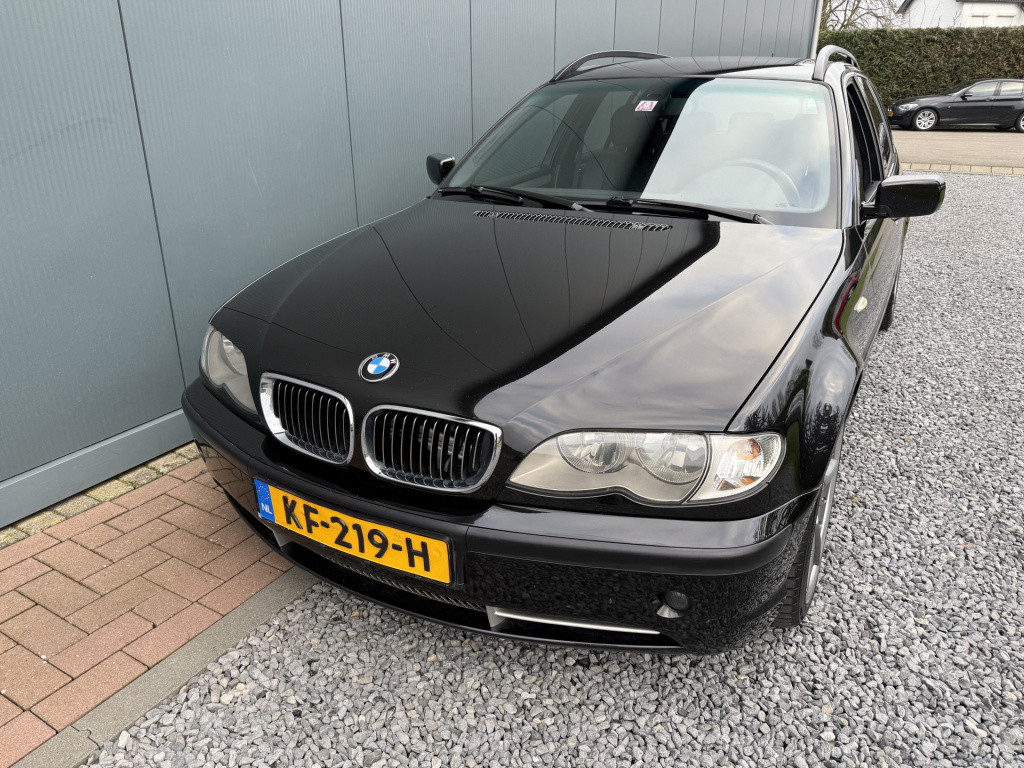 BMW 3-serie touring 330i executive sportline