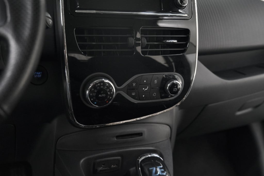 Renault Zoe q90 intens quickcharge 41 kwh | huuraccu | parkeersensoren | na