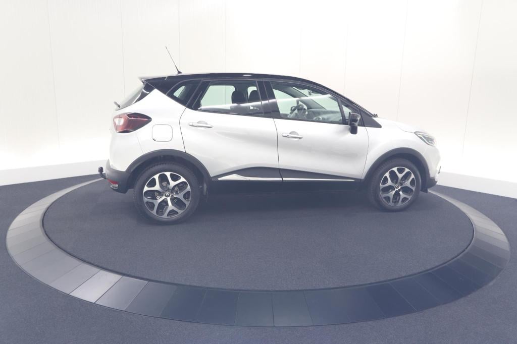Renault Captur tce 90 intens | trekhaak | allseason banden | navigatie | pa