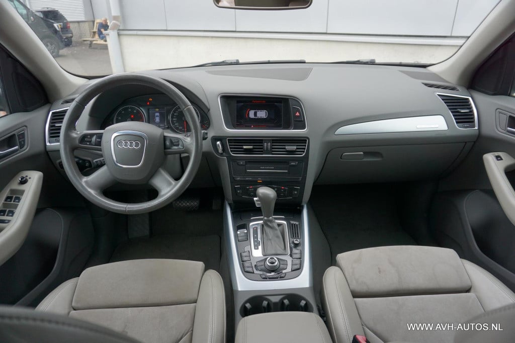 Audi Q5 2.0 tfsi quattro, rest bpm 1073 euro