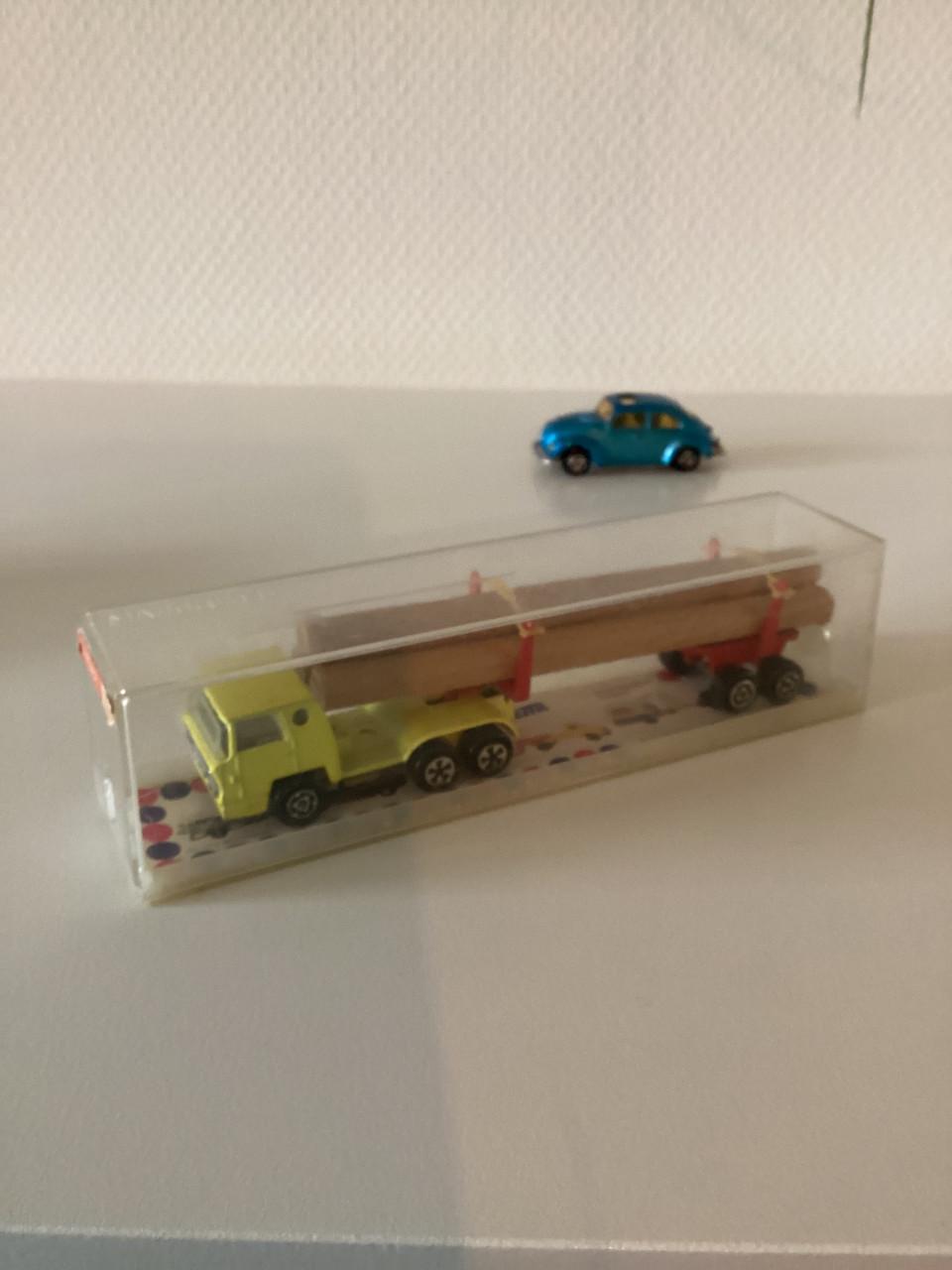 Marjorette jaren 80, in doos samen €35