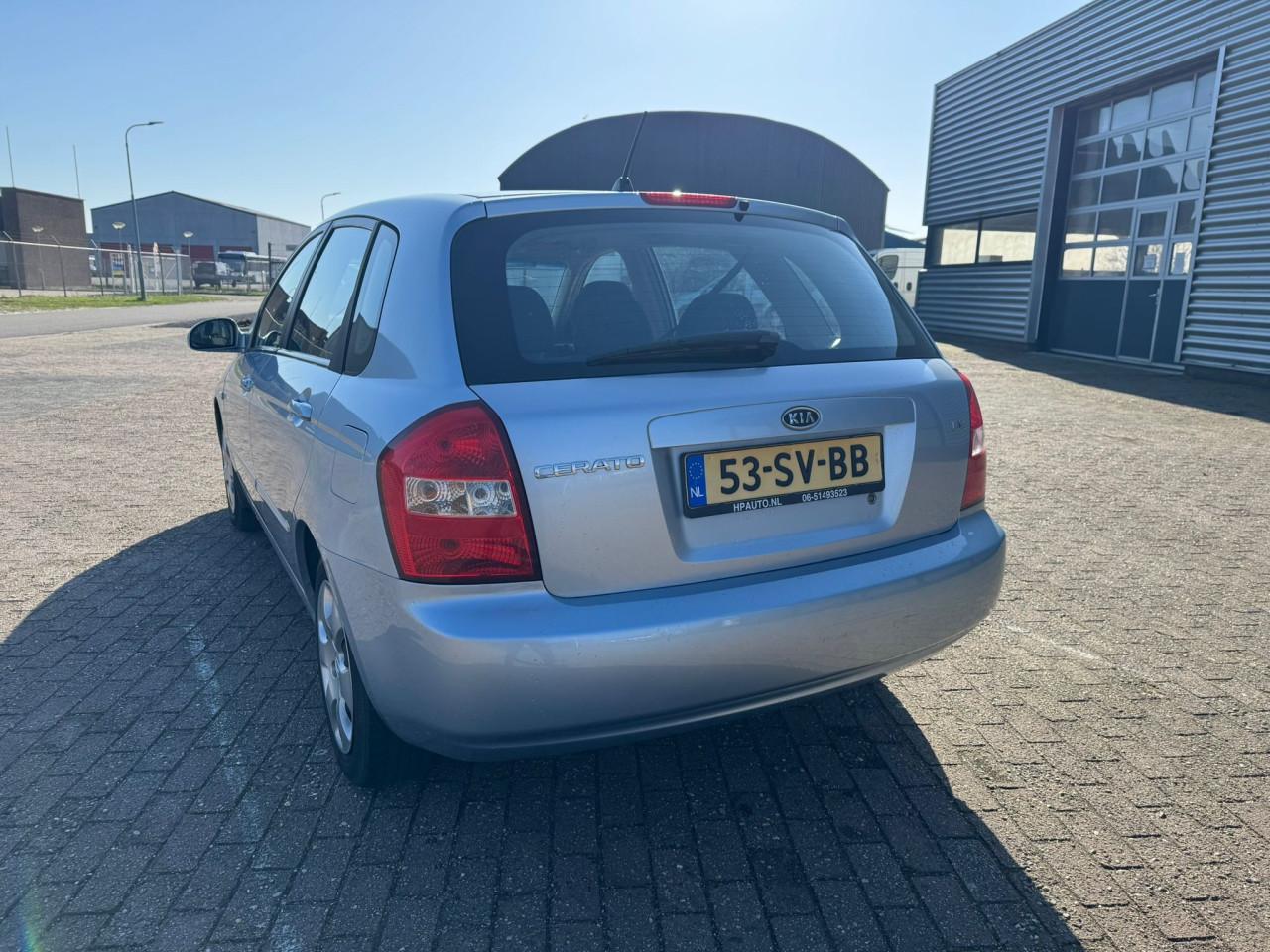 Kia cerato bj 2006 1400 euro