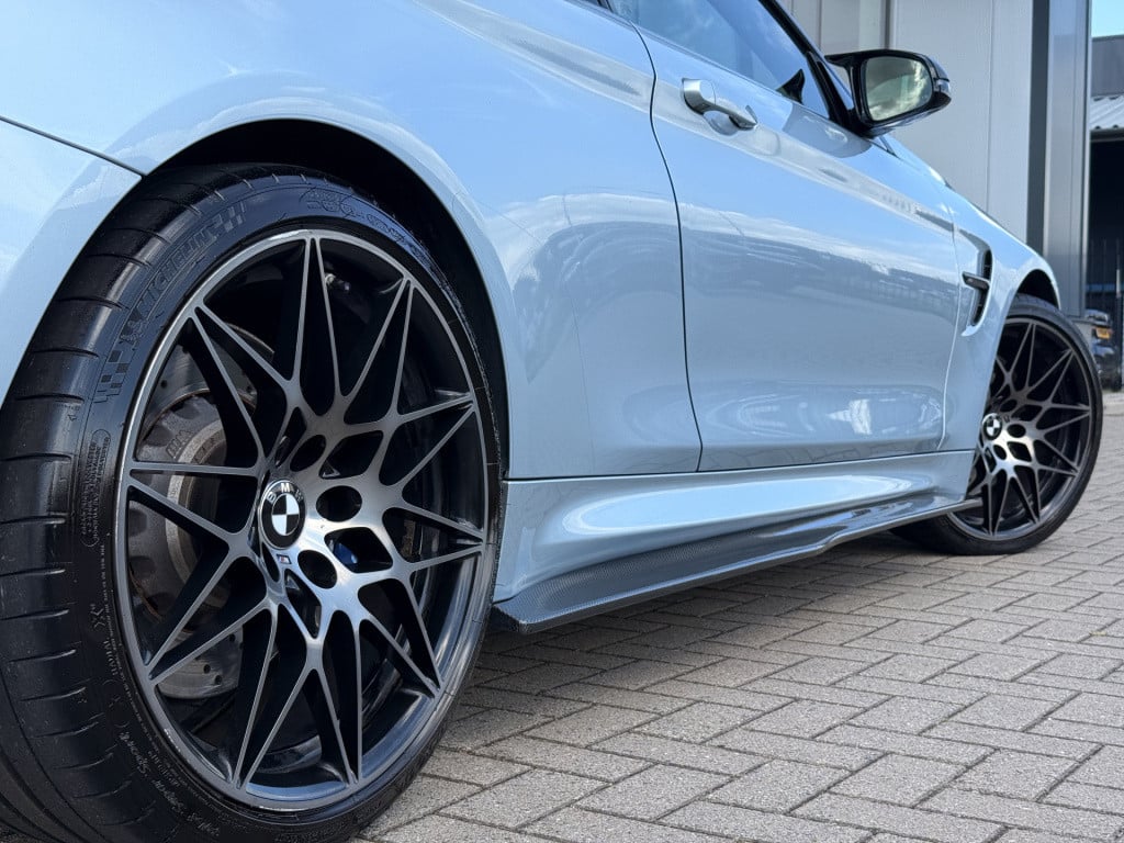 BMW M4 4-serie coupé competition lci | carbon | harman kardon | sportuitlaa