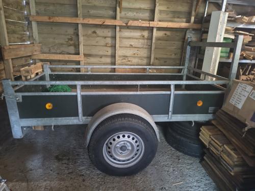 Prachtige, nette aanhanger aanhangwagen ongeremd B rijbewijs